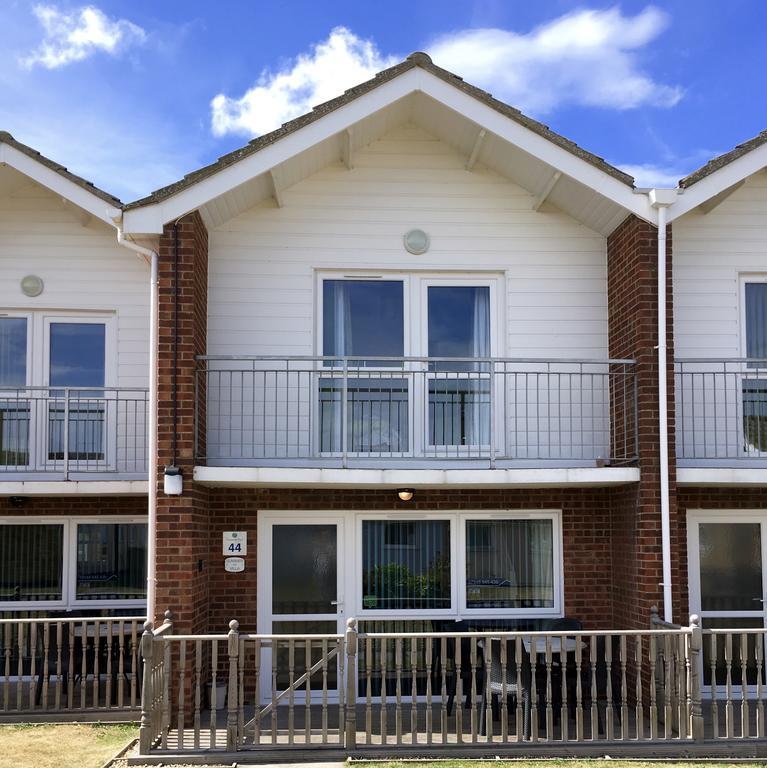 Corton Villas Lowestoft Exteriör bild